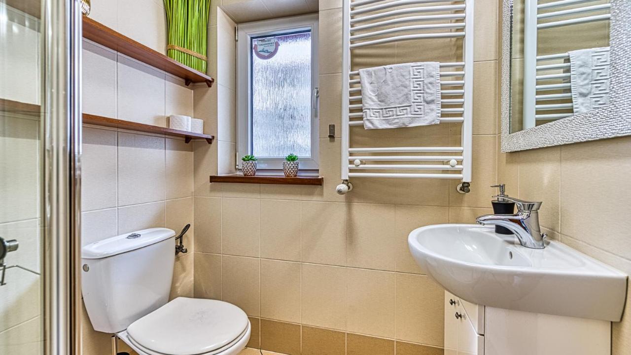 Apartment Karpaczowy Klimat Przy Deptaku - 5d *